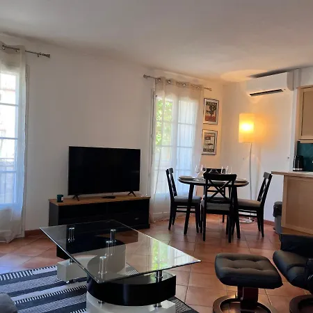 Appartement, Plein Centre, Balcons, Clim, Parking Apartman *
