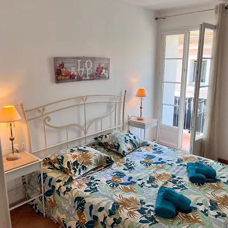 Appartement, Plein Centre, Balcons, Clim, Parking Sainte-Maxime