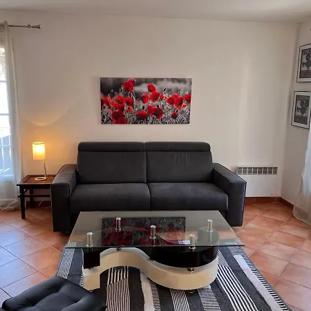 Appartement, Plein Centre, Balcons, Clim, Parking